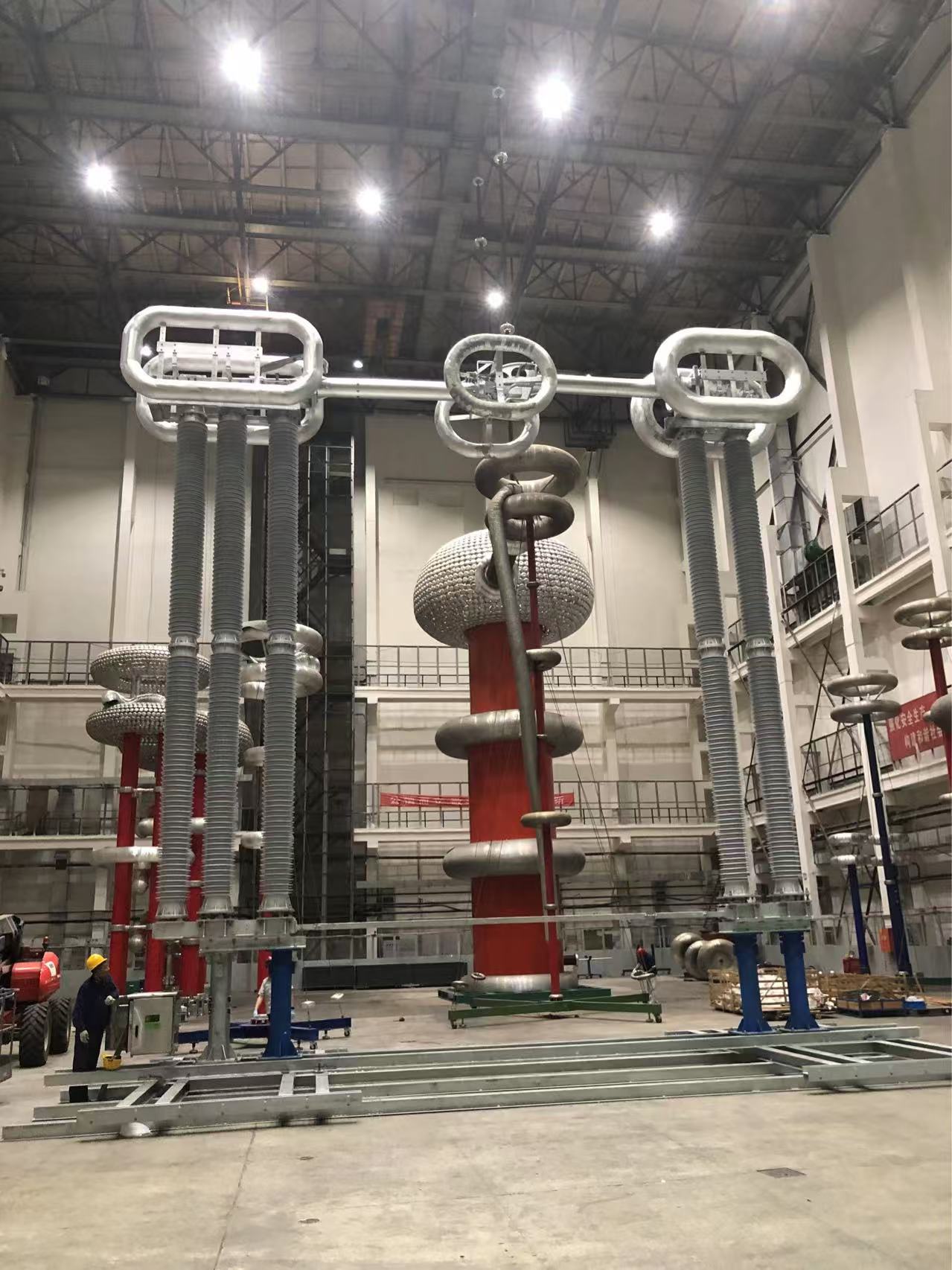 集智聚力见行动 百日决战建新功 | 凯发一触即发有限高海拔408kV直流隔脱离关研发乐成-凯发一触即发