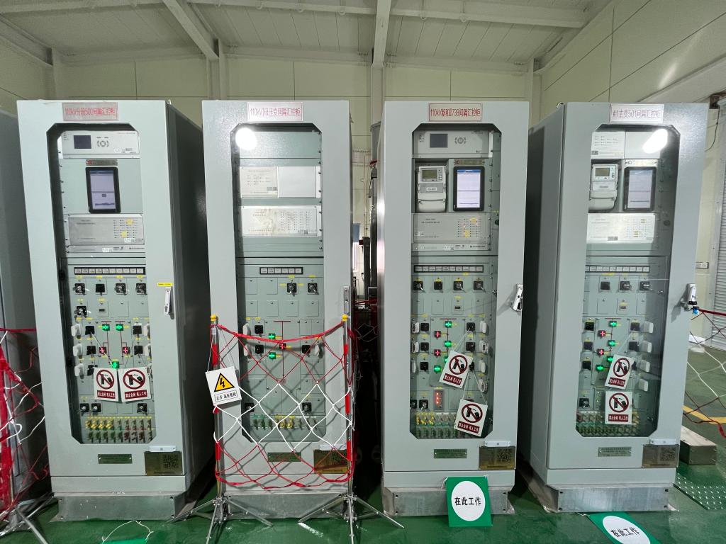 主题教育 · 建新功 | 科技登高——凯发一触即发有限自研GIS就地监测显示装置实现首次工程应用-凯发一触即发