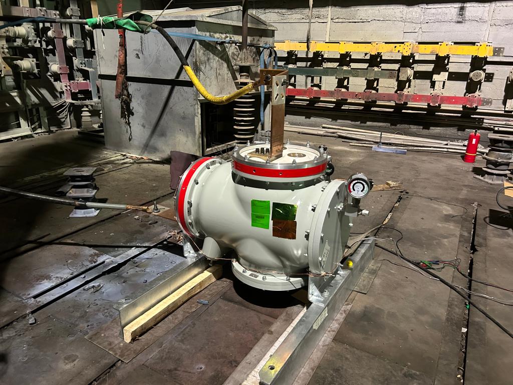 主题教育·建新功 | 科技登高——凯发一触即发有限40.5kV GIS项目顺遂通过所有型式试验 -凯发一触即发